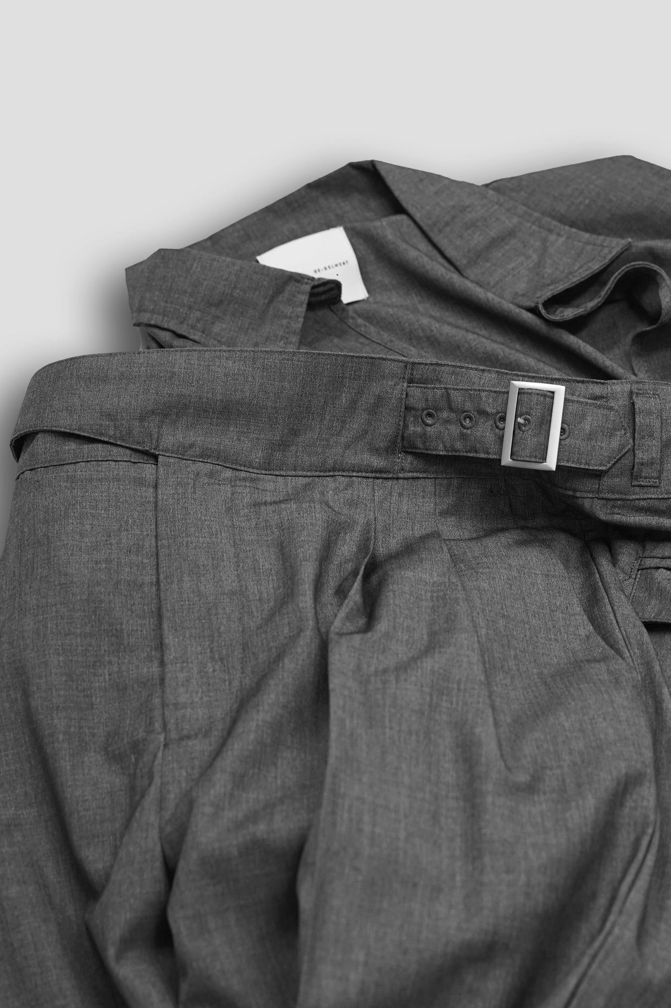 OVERSIZED VAREUSE SHIRT