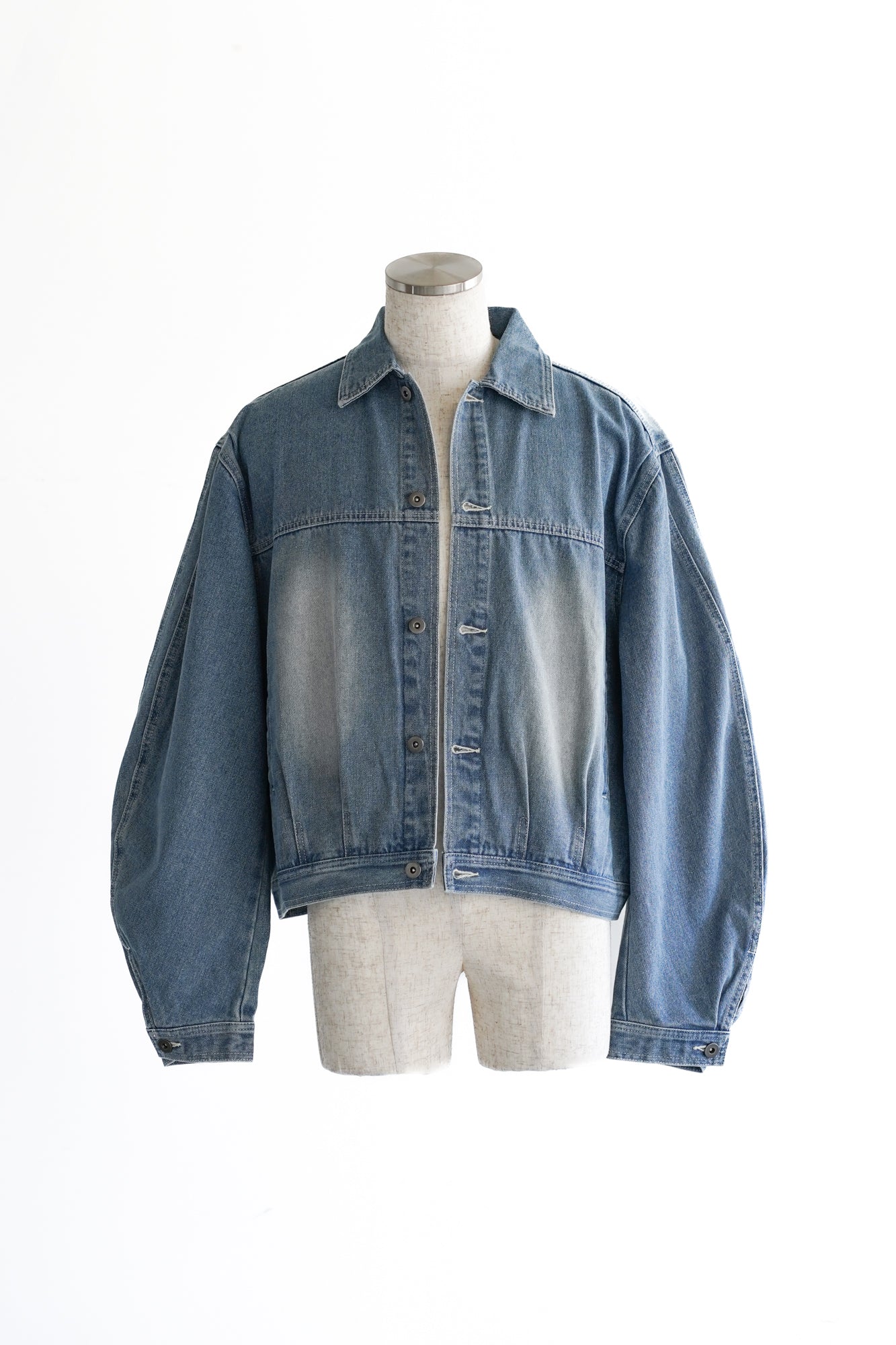 DOUDLE SEAM TWISTED DENIM JACKET