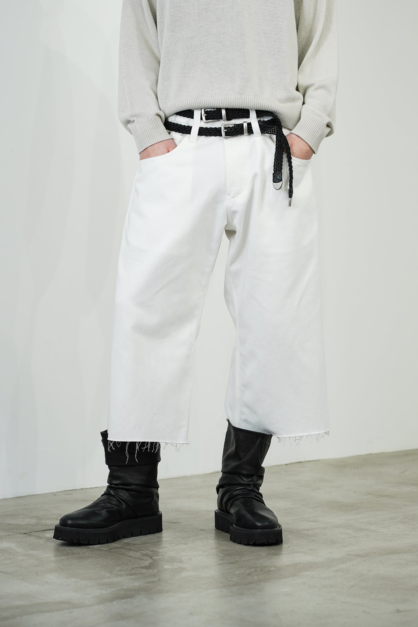 【7/1 - release】MID CUT TWILL DENIM SHORTS