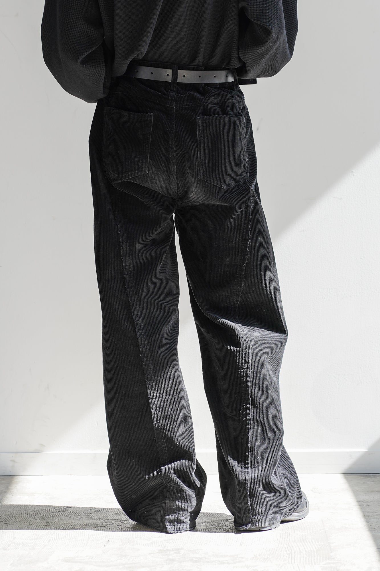 SIDE SHIFT CORDUROY WIDE PANTS