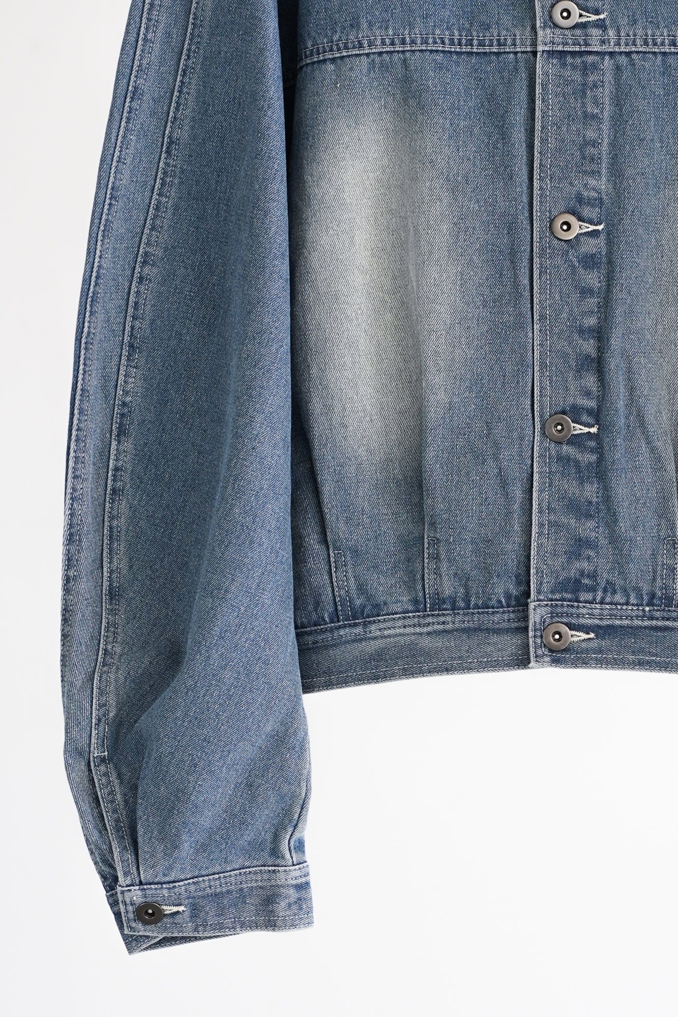 DOUDLE SEAM TWISTED DENIM JACKET