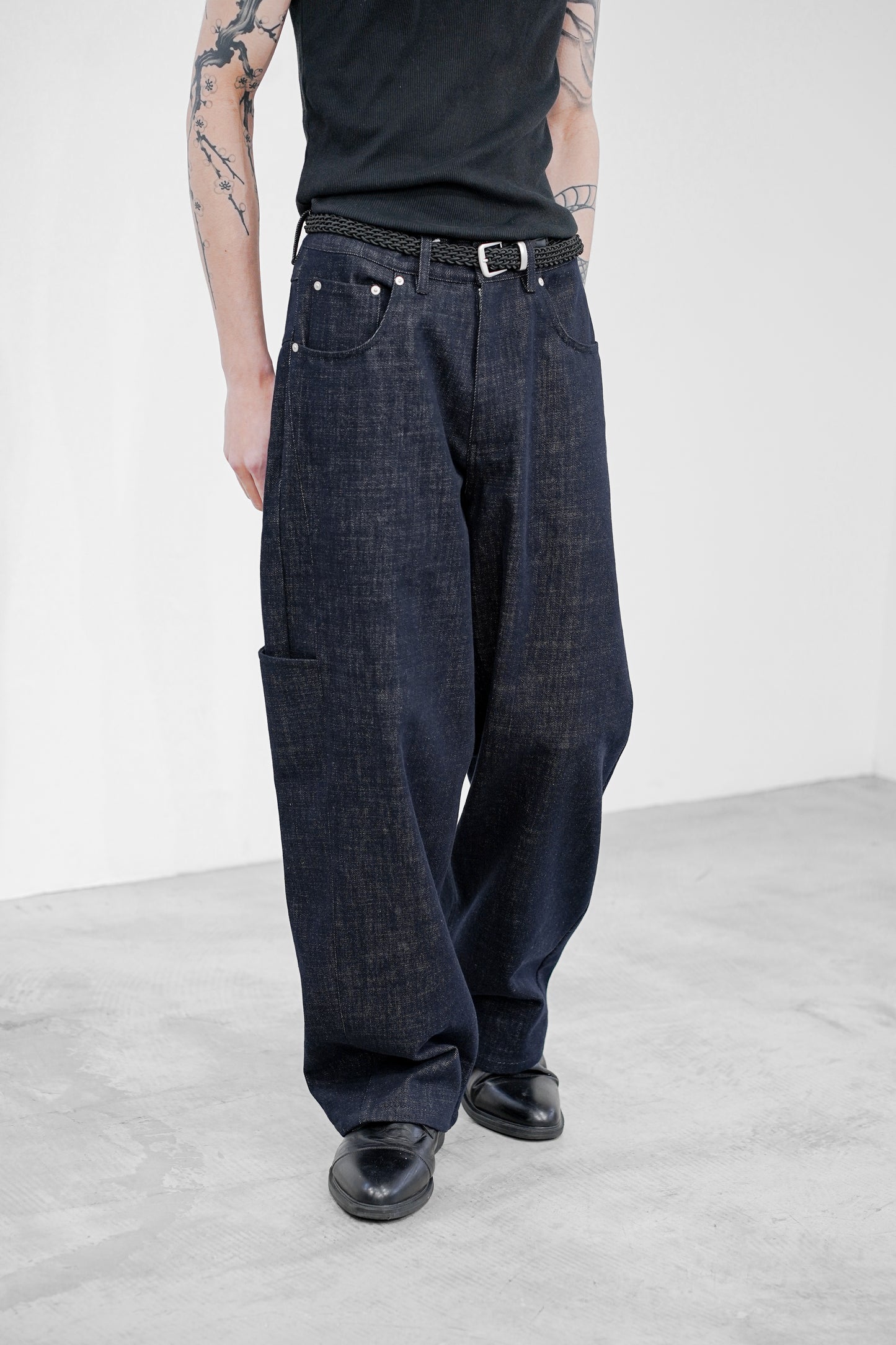 【4/1 - release】DRIFT CUT RE-RAW DENIM PANTS