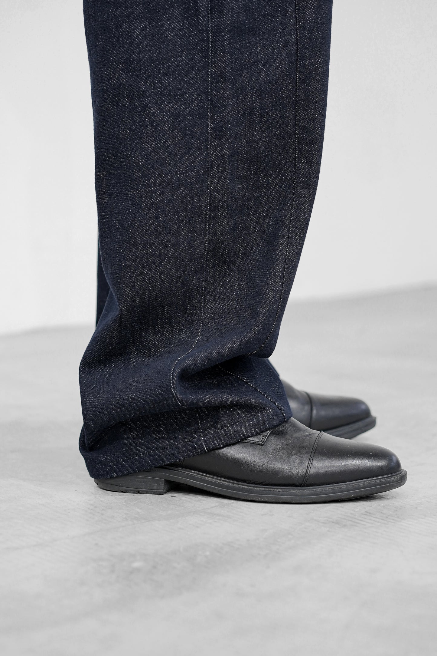 【4/1 - release】DRIFT CUT RE-RAW DENIM PANTS