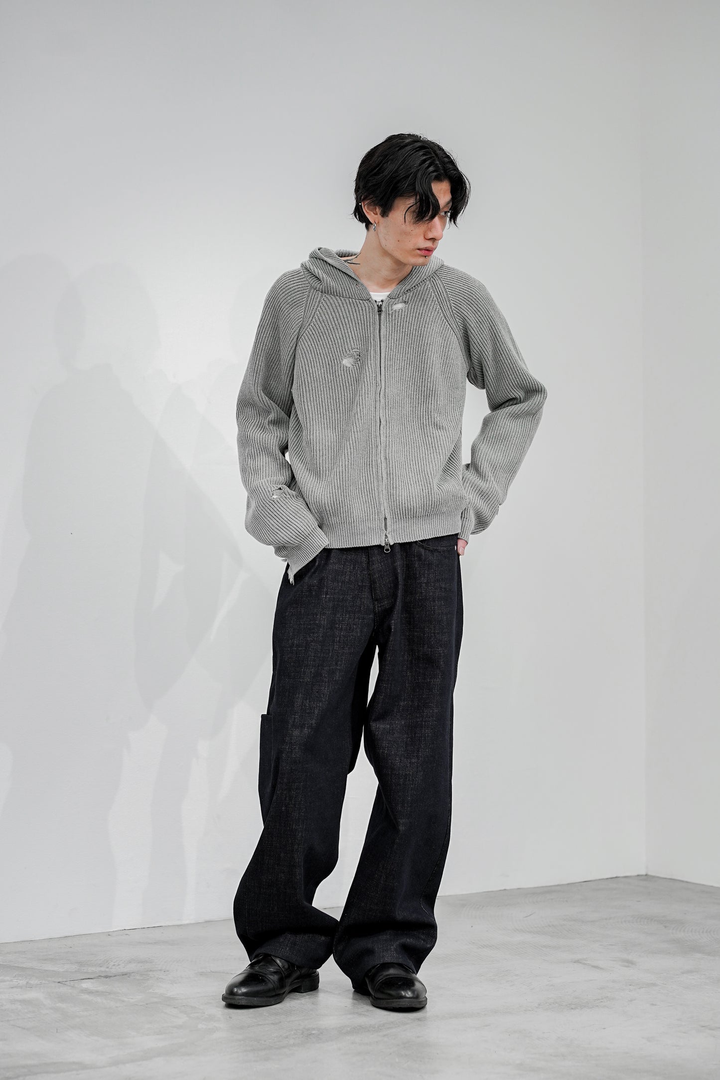 MUTED AGE KNIT ZIP HOODIE [Only a few left]