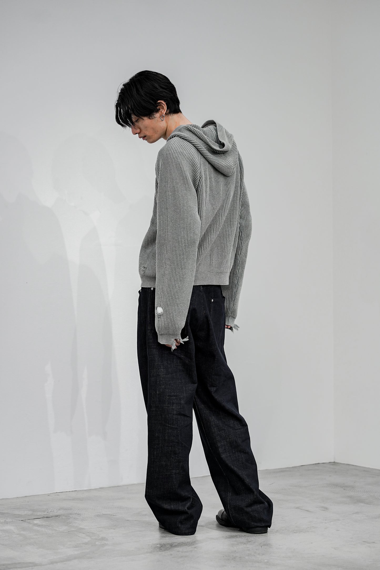 MUTED AGE KNIT ZIP HOODIE [Only a few left]