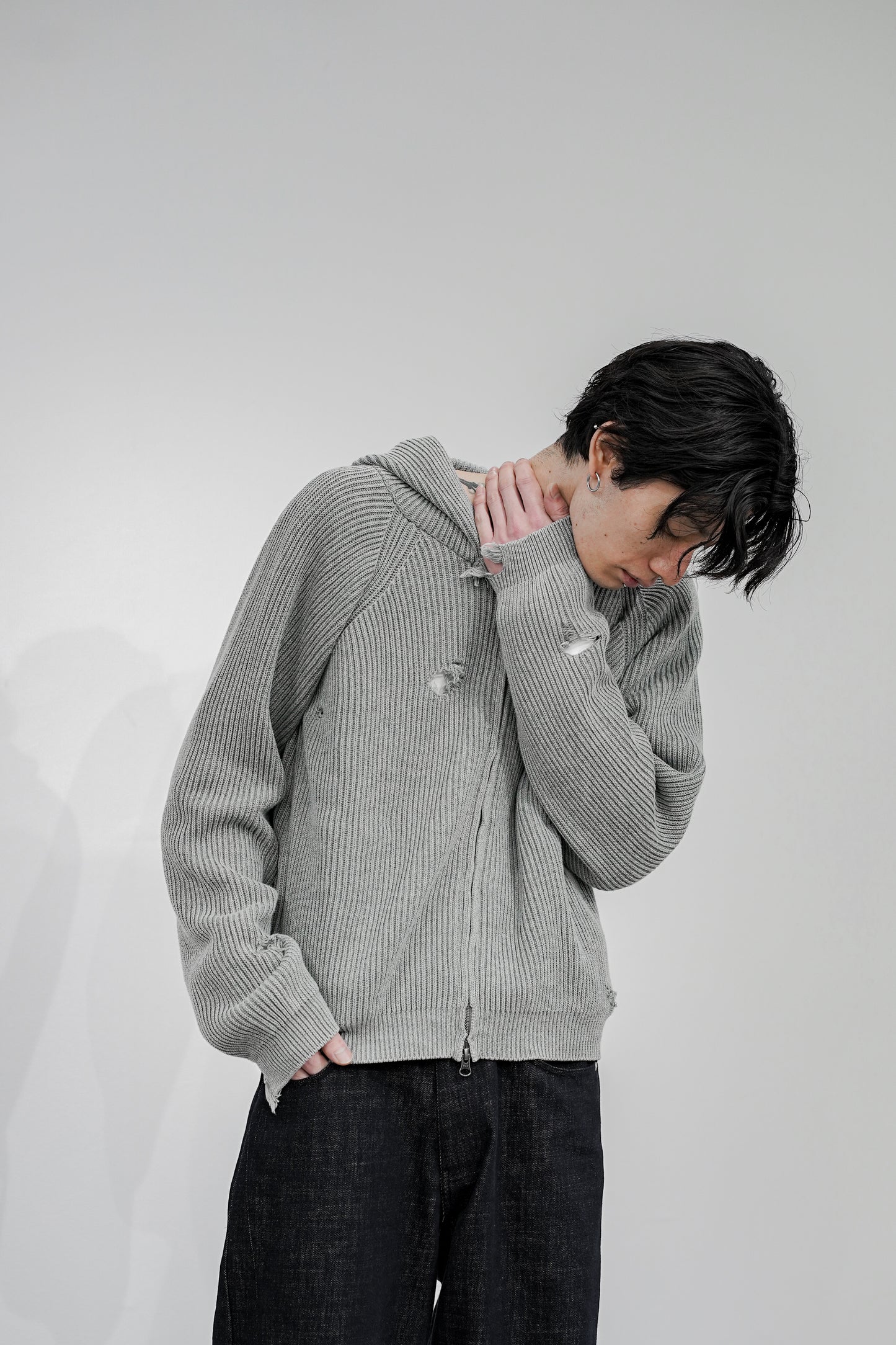 MUTED AGE KNIT ZIP HOODIE [Only a few left]
