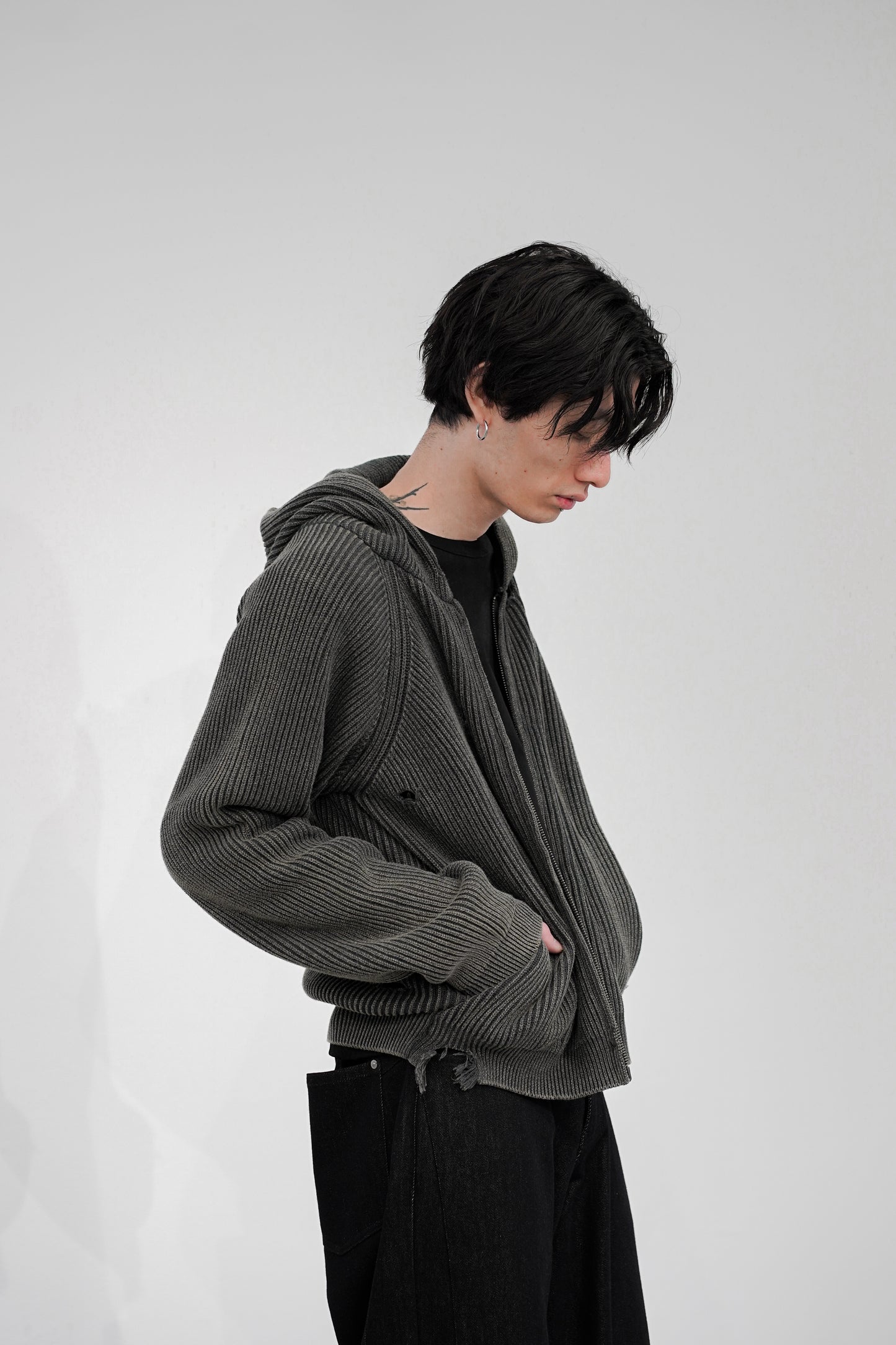 MUTED AGE KNIT ZIP HOODIE [Only a few left]