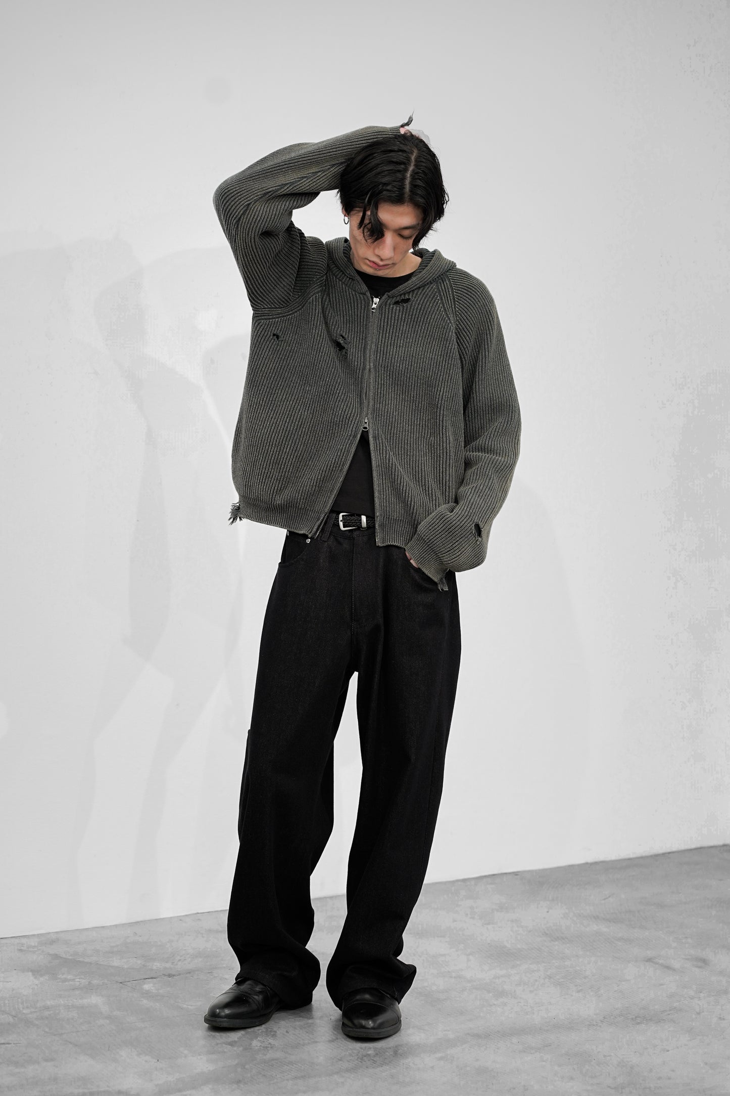 MUTED AGE KNIT ZIP HOODIE [Only a few left]