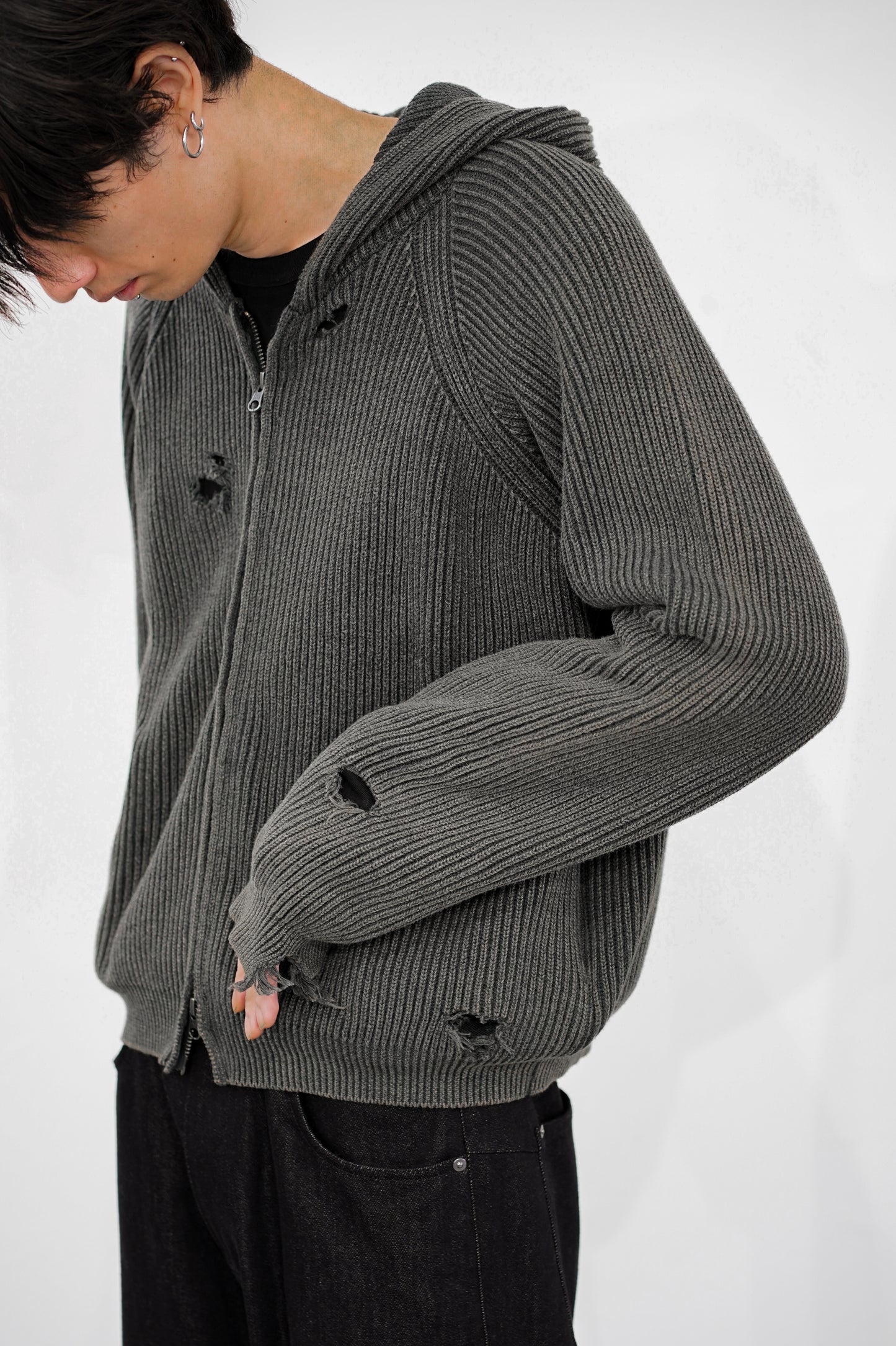 MUTED AGE KNIT ZIP HOODIE [Only a few left]