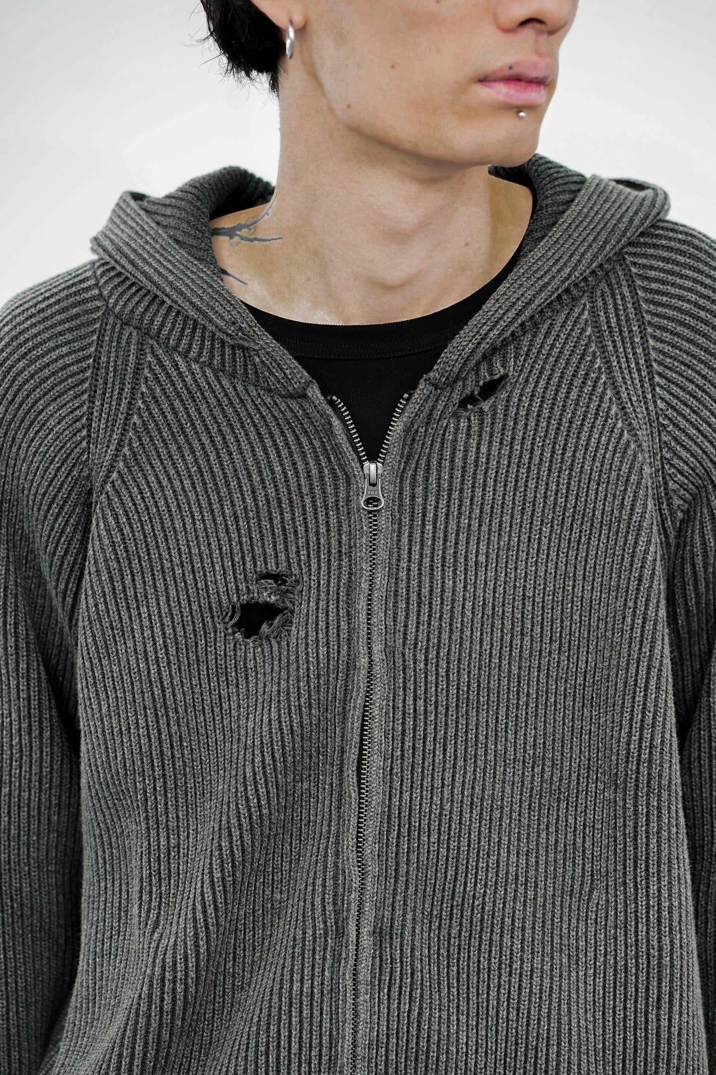 MUTED AGE KNIT ZIP HOODIE [Only a few left]