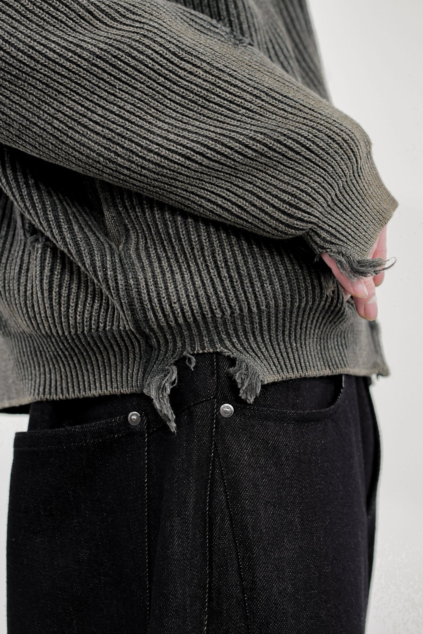MUTED AGE KNIT ZIP HOODIE [Only a few left]