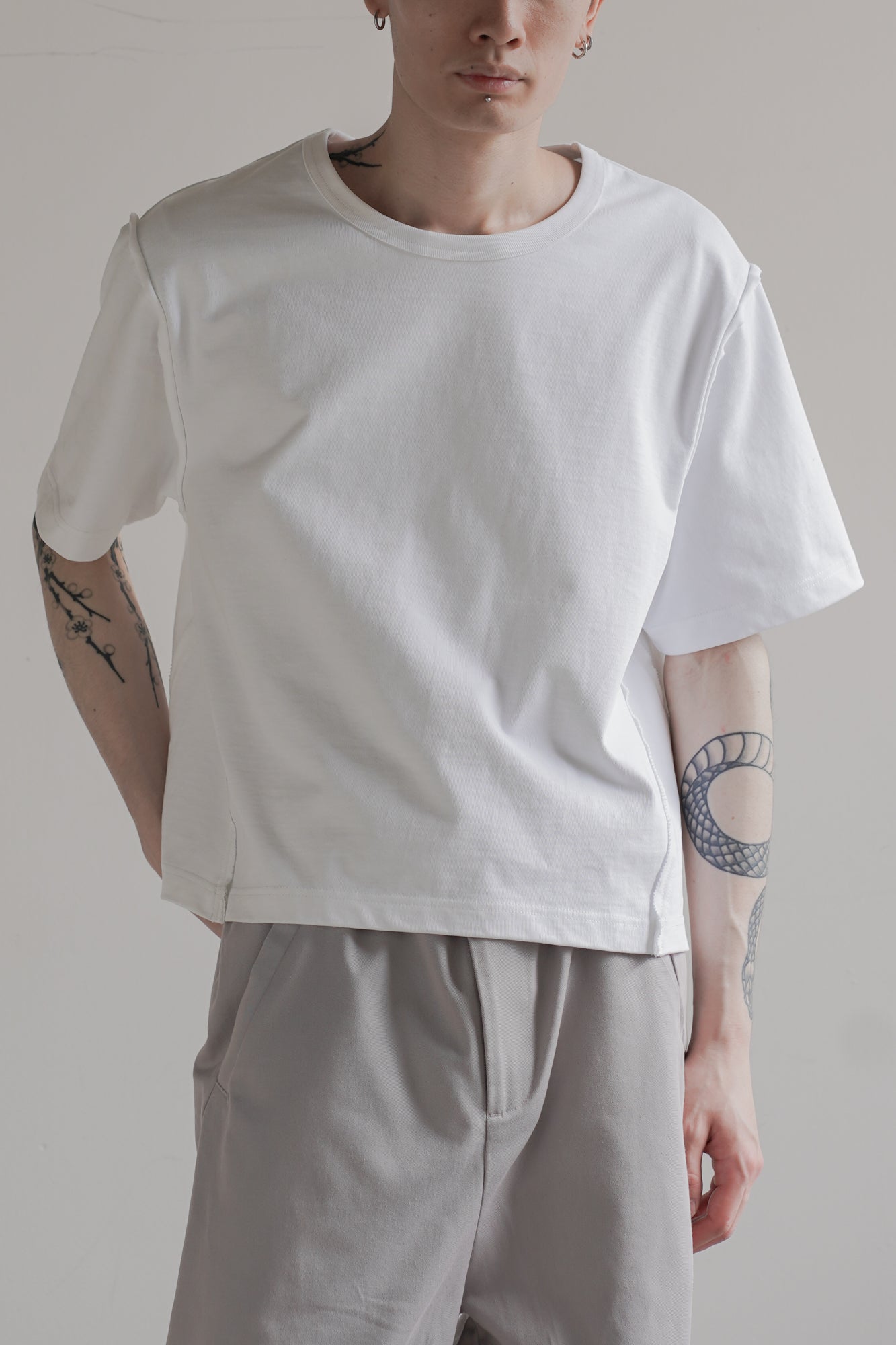 【RESTOCK】CROPPED COTTON GROWTH TEE『7月下旬-8月上旬発送』