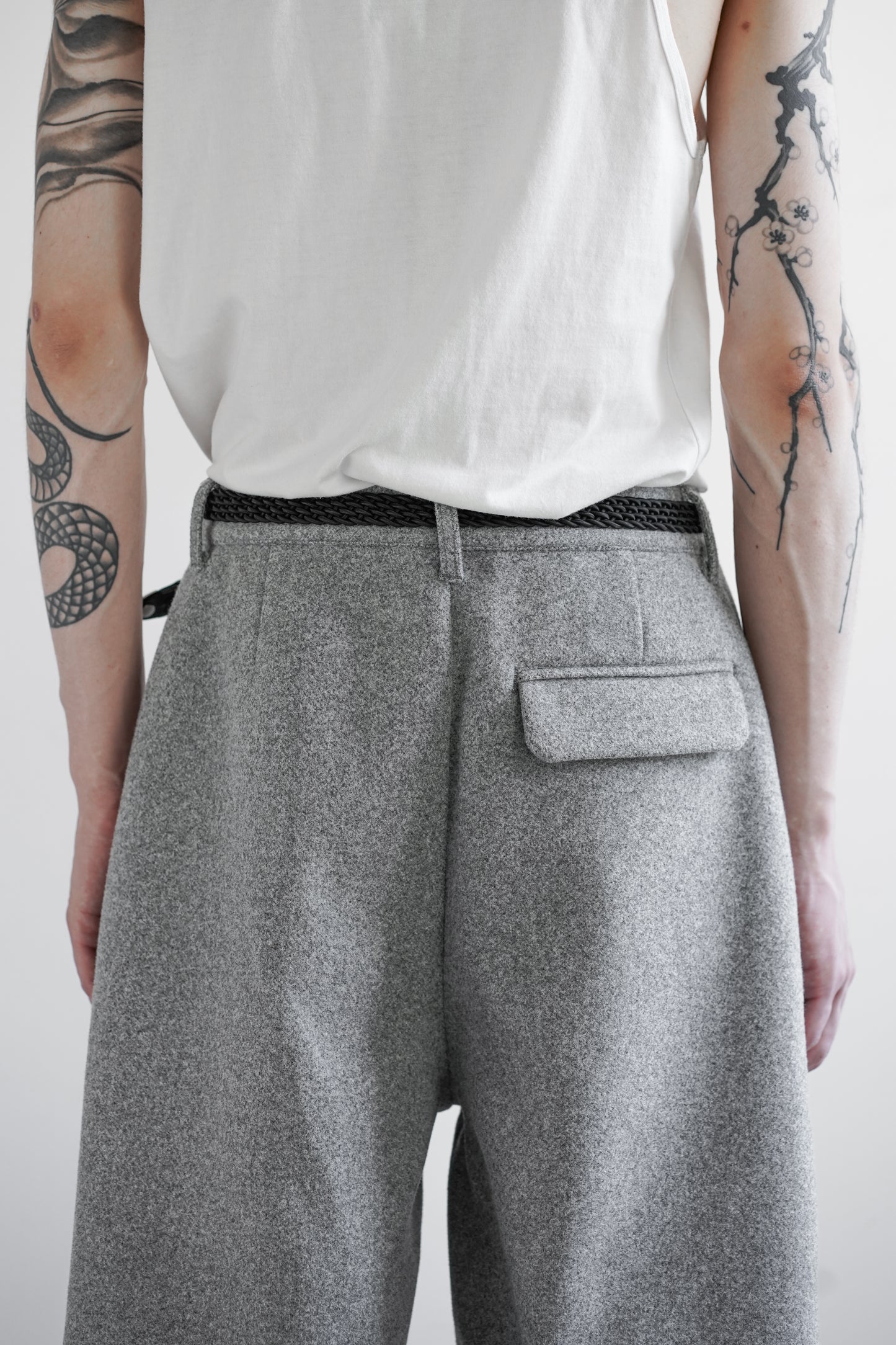 TECH MELTON FULLED STRAIGHT PANTS