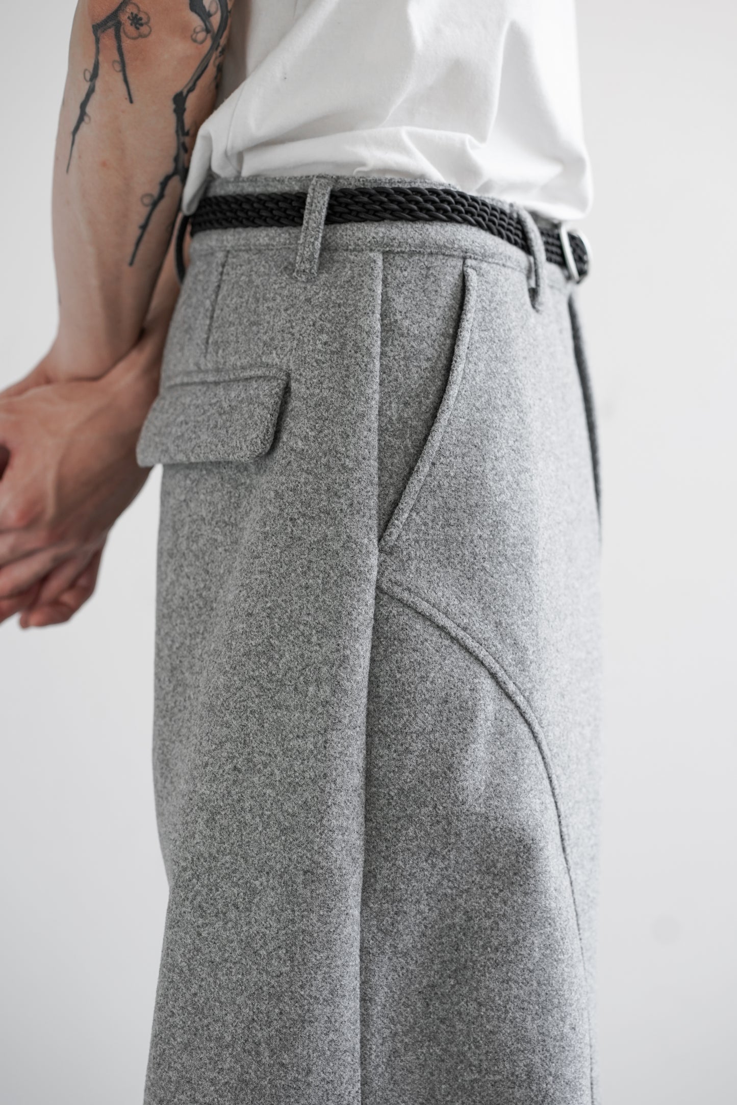 TECH MELTON FULLED STRAIGHT PANTS