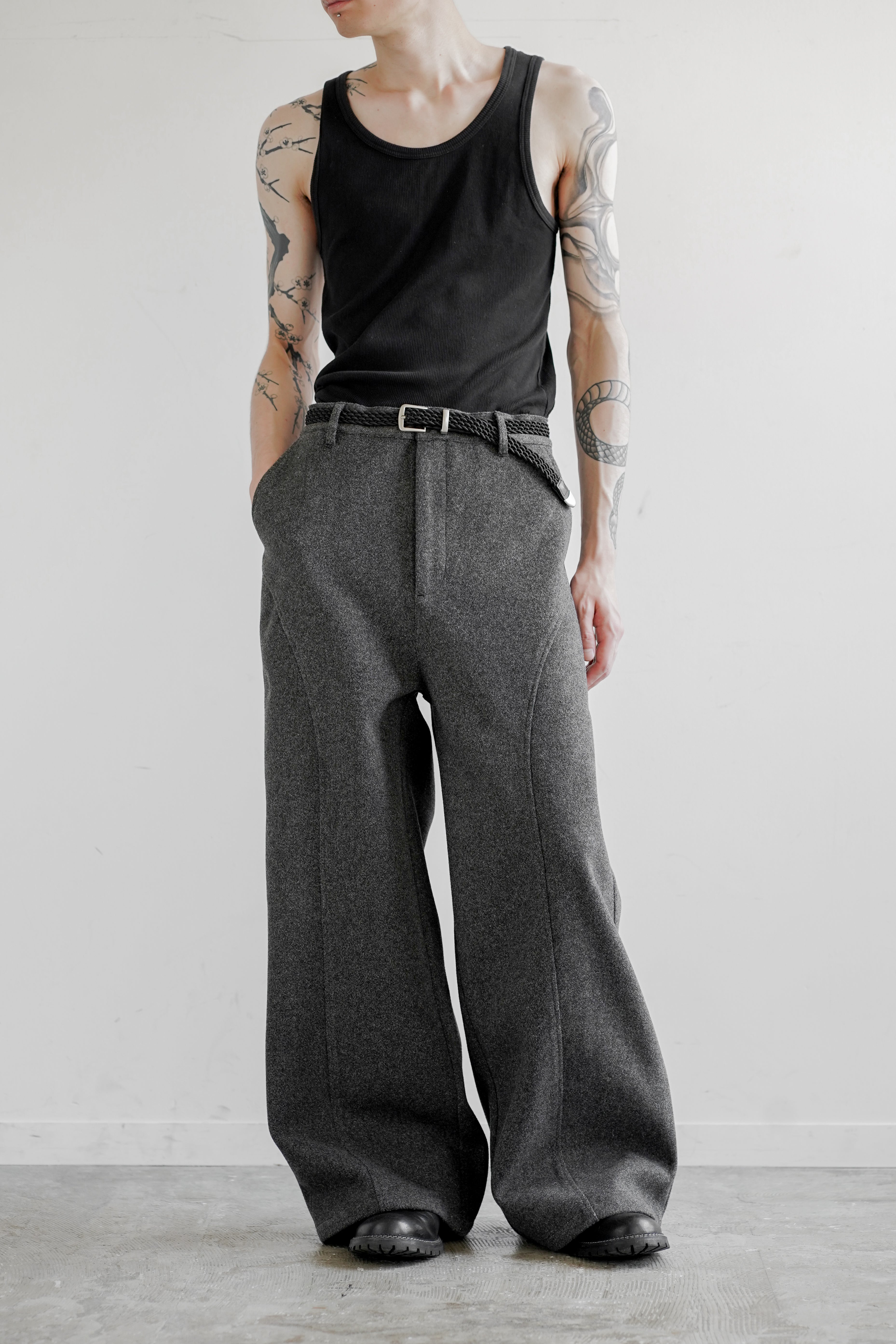 パンツ OE-SELMENT TECH MELTON STRAIGHT PANTS TECH MELTON FULLED STRAIGHT PANTS – OE-SELMENT