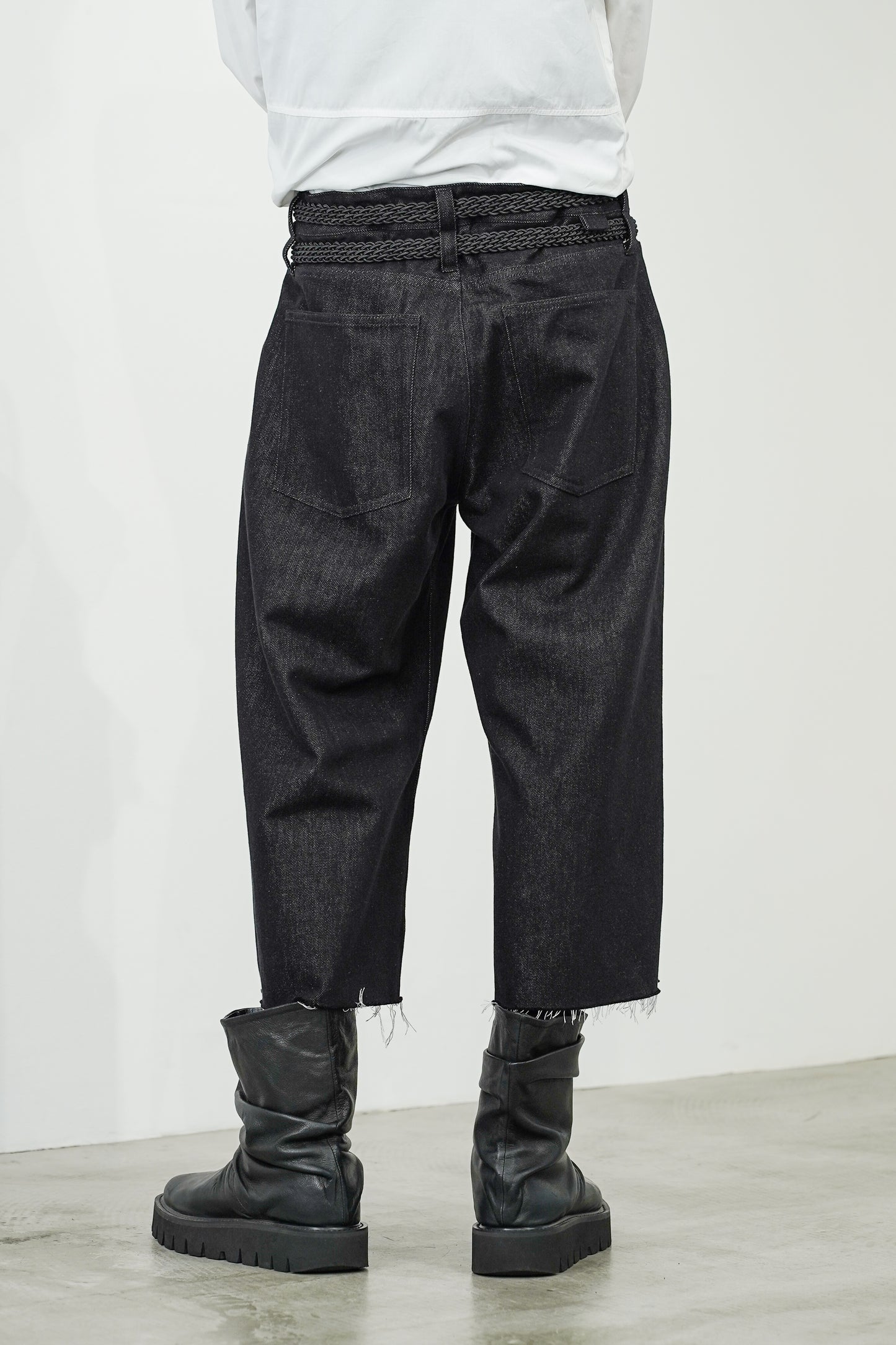 【7/1 - release】MID CUT TWILL DENIM SHORTS