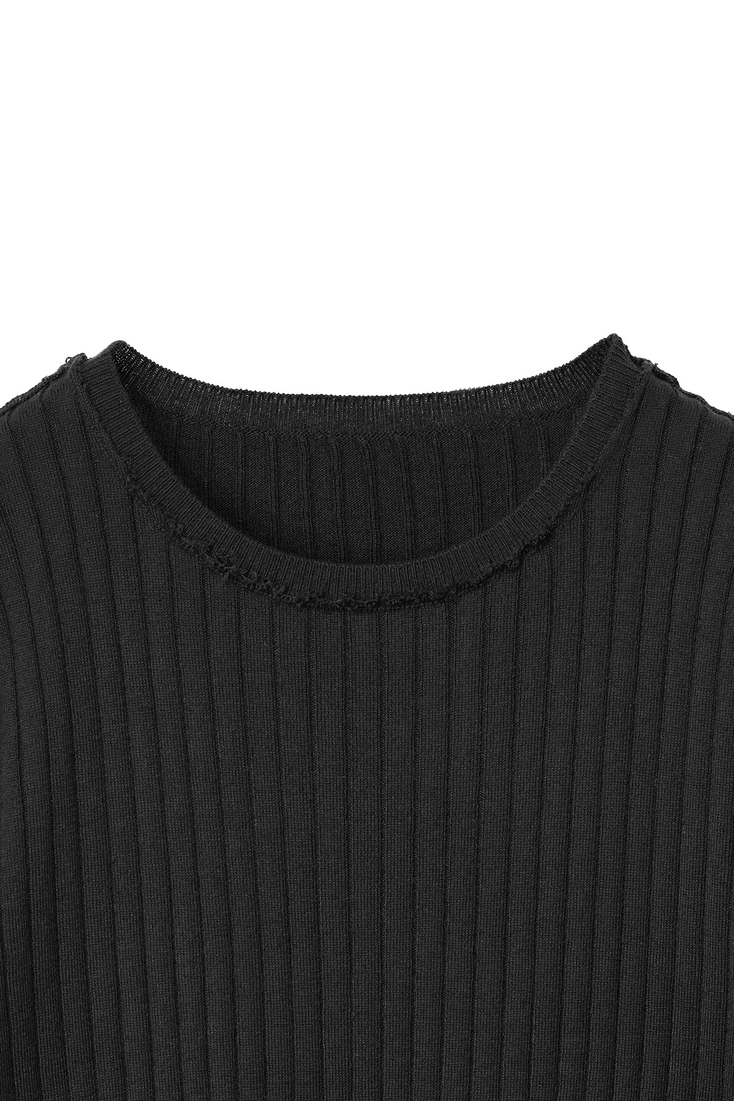 OUTLINK STRUCTURE KNIT TEE