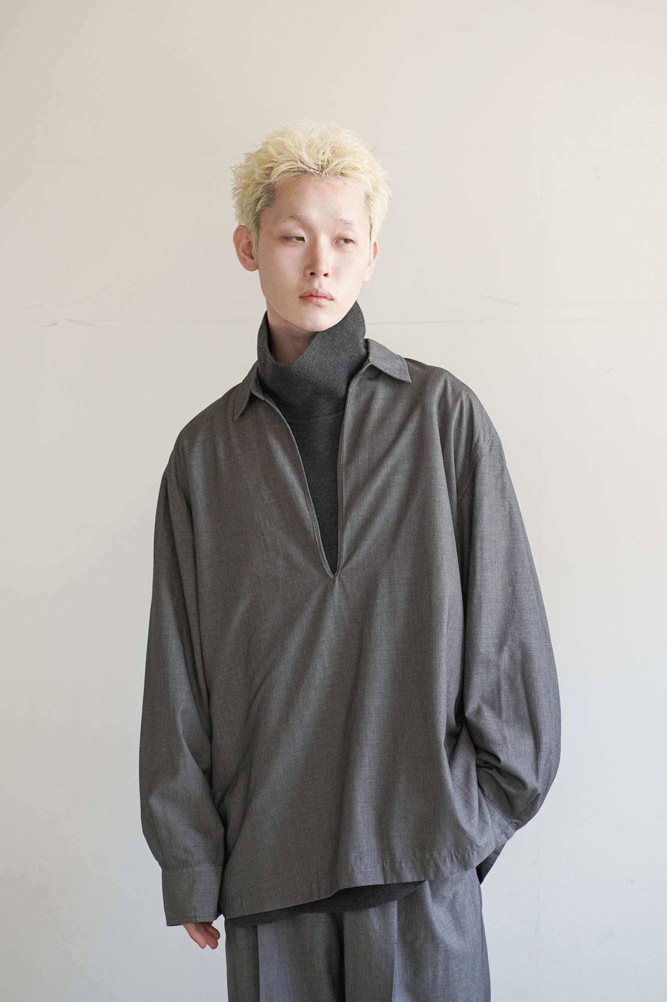 OVERSIZED VAREUSE SHIRT【残り僅か】