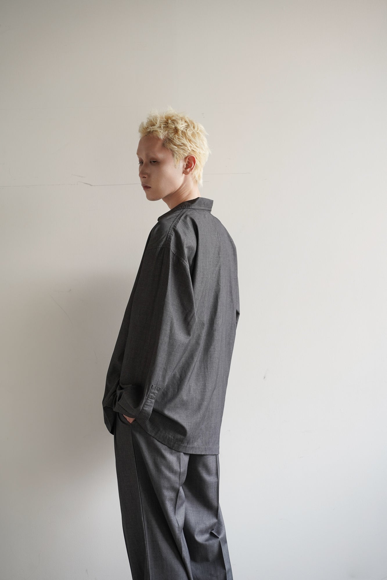 OVERSIZED VAREUSE SHIRT【残り僅か】